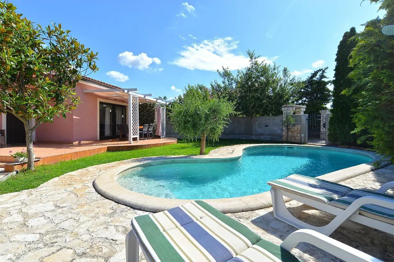 House Medulin 1744 Villa Croatia