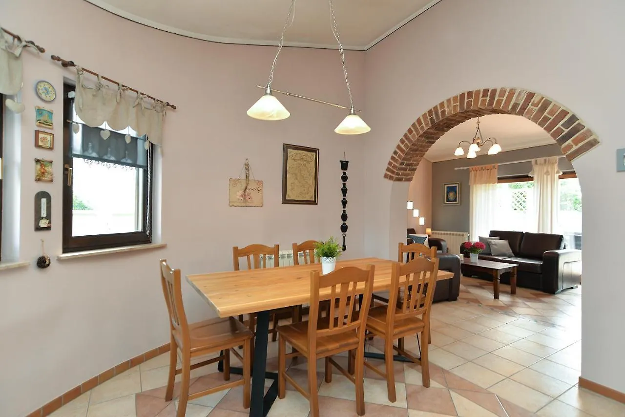 House Medulin 1744 Villa Holiday home