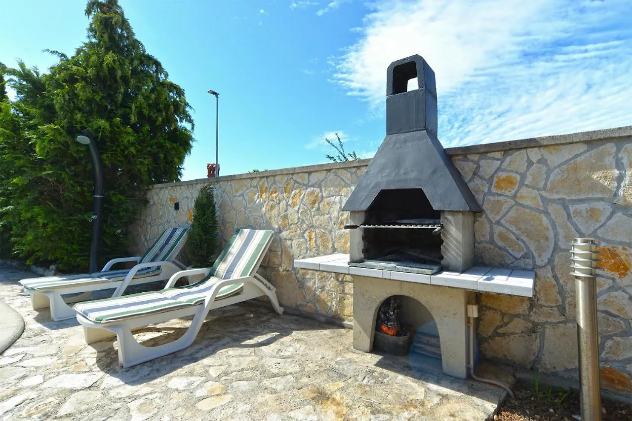 Holiday home House Medulin 1744 Villa Croatia